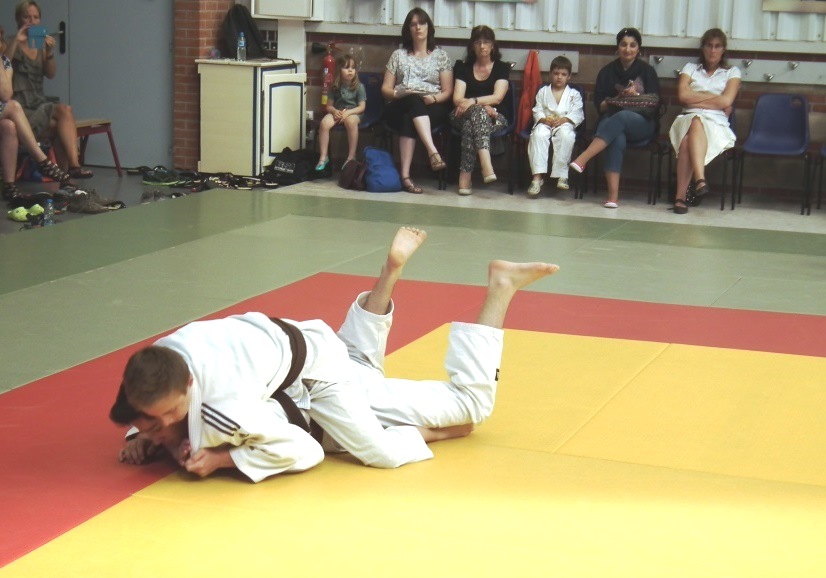 E - Démonstration jujitsu par Axel et Aymeric (18)