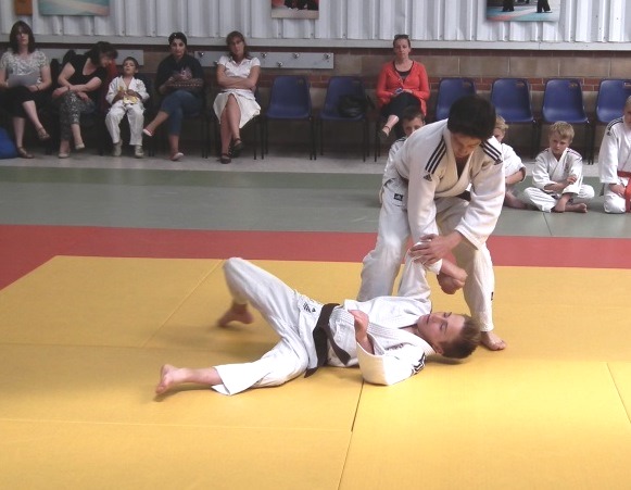 E - Démonstration jujitsu par Axel et Aymeric (5)